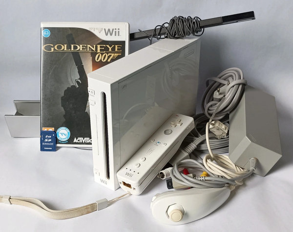 Zeer complete Nintendo Wii wit met Goldeneye 007